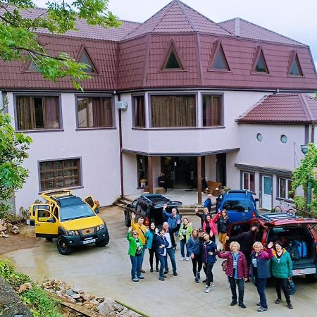 Inaisi Hotel Kutaisi Luaran gambar
