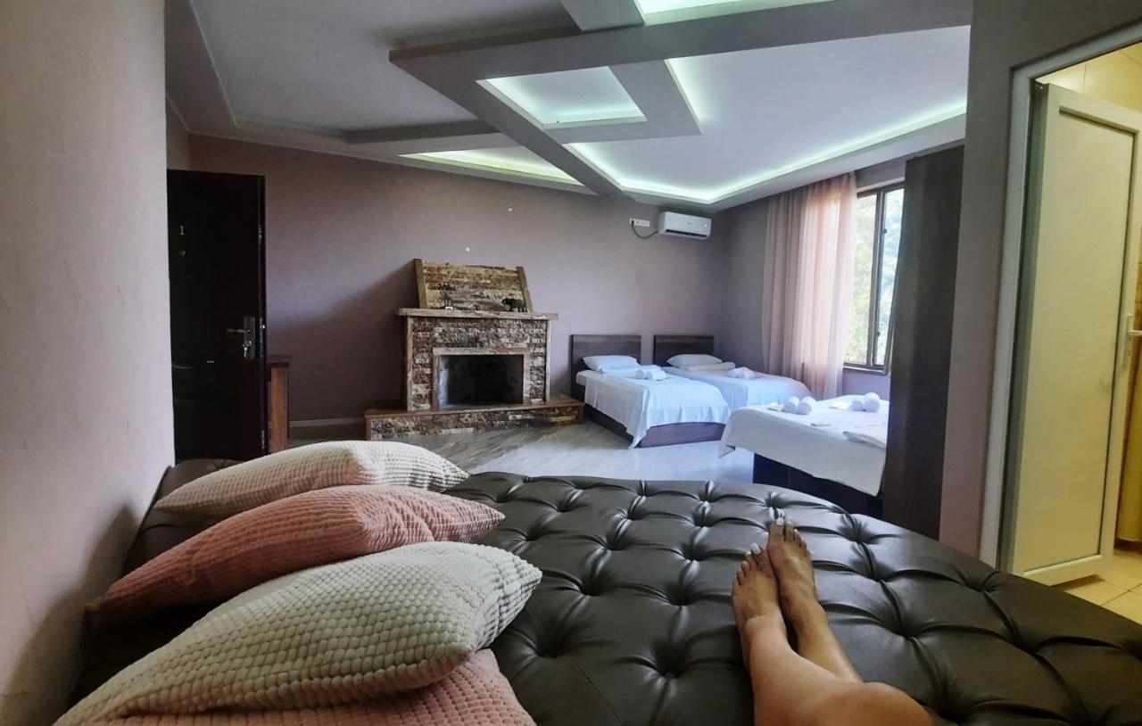 Inaisi Hotel Kutaisi Luaran gambar