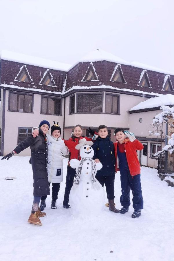 Inaisi Hotel Kutaisi Luaran gambar