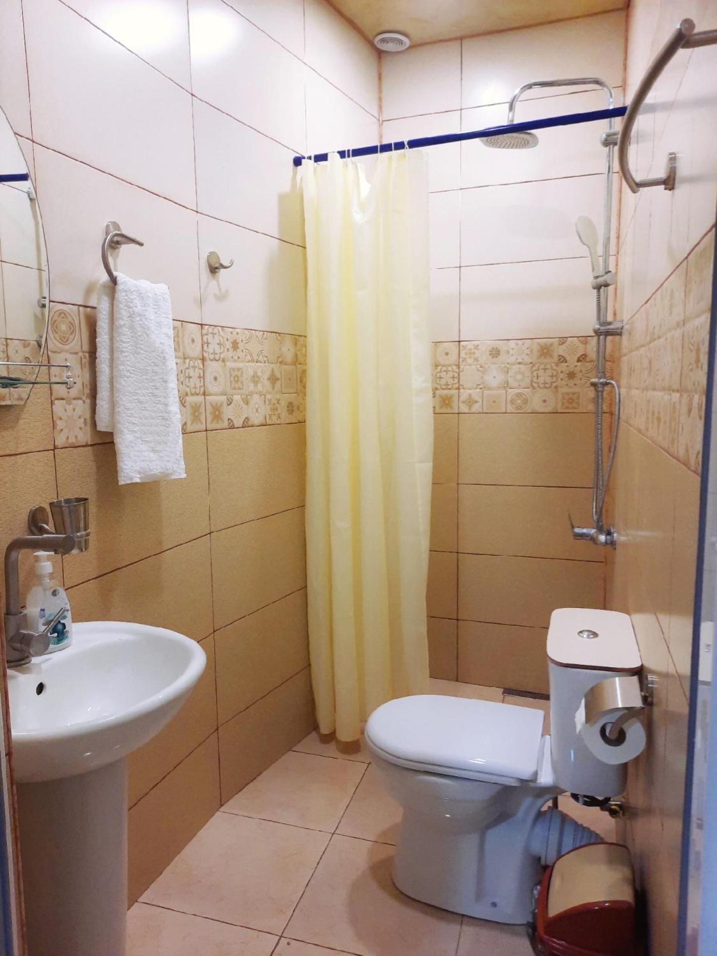 Inaisi Hotel Kutaisi Bilik gambar