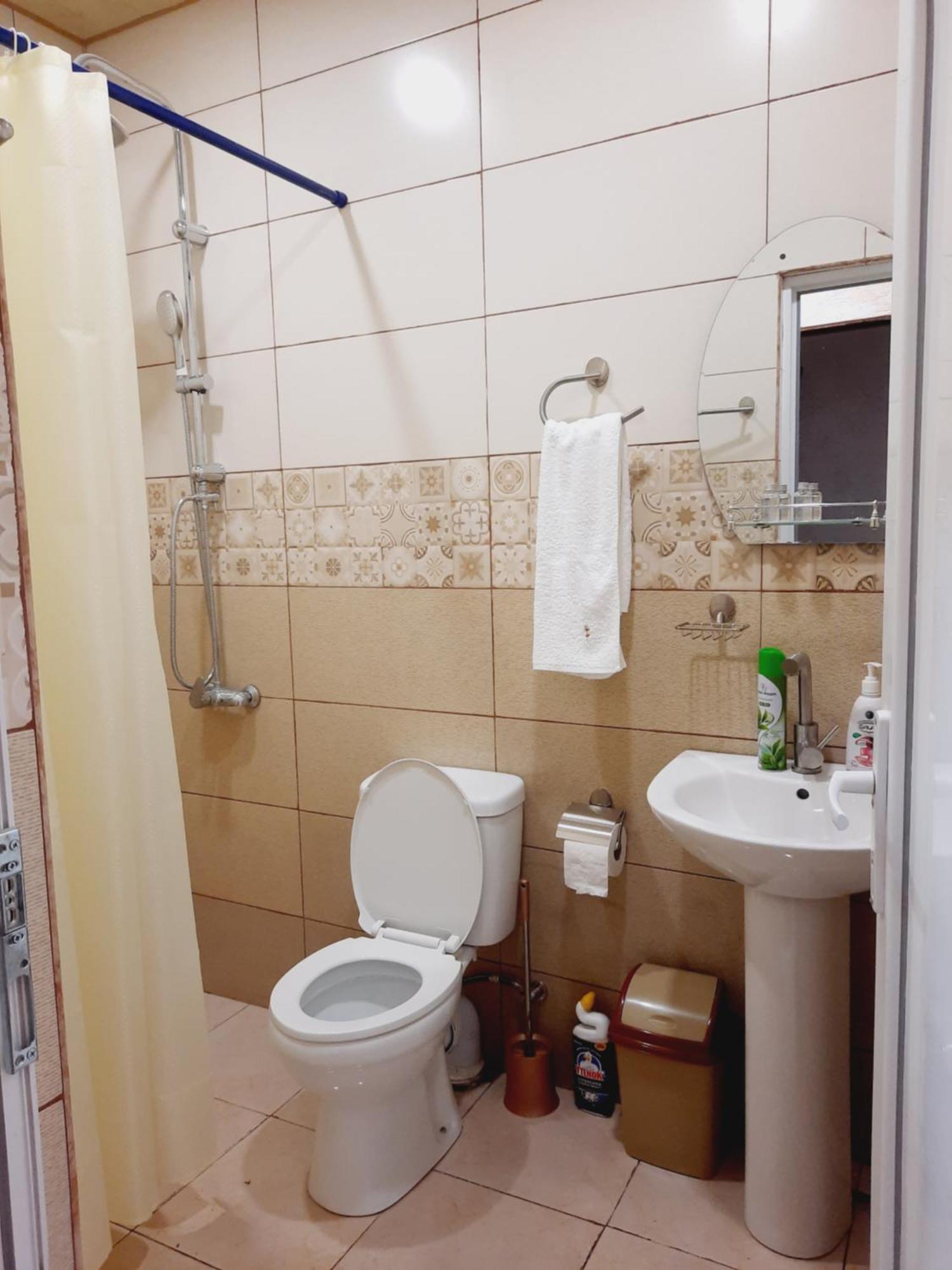 Inaisi Hotel Kutaisi Luaran gambar